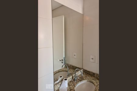Apartamento para alugar com 55m², 2 quartos e 1 vagaDetalhe Banheiro