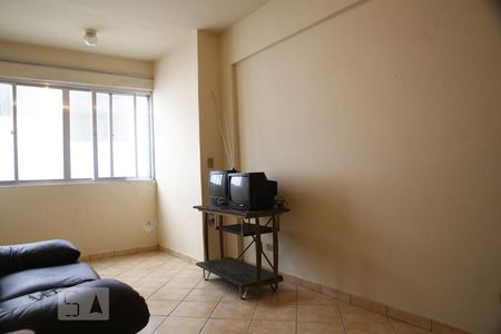 Sala de apartamento para alugar com 2 quartos, 90m² em Vila Caiçara, Praia Grande