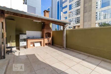 Casa à venda com 900m², 4 quartos e 1 vaga Casa à venda com 900m², 4 quartos e 1 vagaQuintal