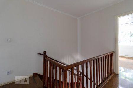 Casa à venda com 900m², 4 quartos e 1 vaga Casa à venda com 900m², 4 quartos e 1 vagaHall dos Quartos