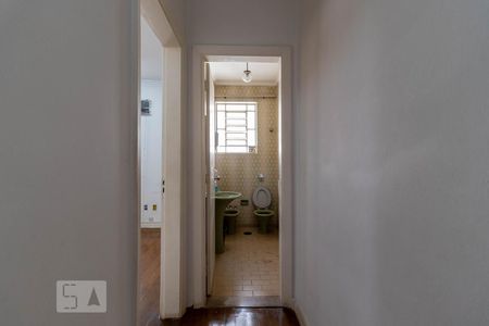 Casa à venda com 900m², 4 quartos e 1 vaga Casa à venda com 900m², 4 quartos e 1 vagaCorredor dos Quartos