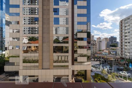 Casa à venda com 900m², 4 quartos e 1 vaga Casa à venda com 900m², 4 quartos e 1 vagaVista da Varanda da Suíte