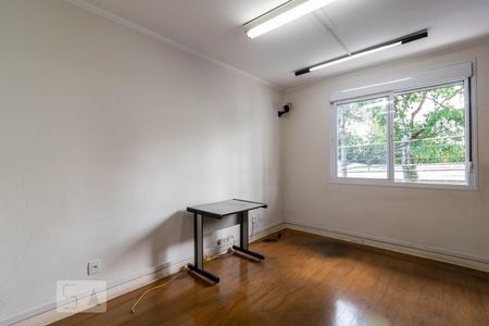 Casa à venda com 900m², 4 quartos e 1 vaga Casa à venda com 900m², 4 quartos e 1 vagaQuarto 3