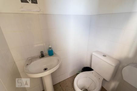 Casa à venda com 900m², 4 quartos e 1 vaga Casa à venda com 900m², 4 quartos e 1 vagaQuintal - Lavabo 1