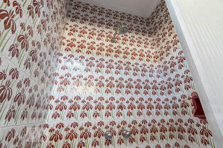 Casa à venda com 900m², 4 quartos e 1 vaga Casa à venda com 900m², 4 quartos e 1 vagaBanheiro da Suíte - Ducha à Gás