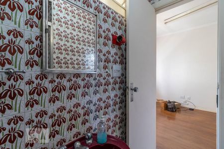 Casa à venda com 900m², 4 quartos e 1 vaga Casa à venda com 900m², 4 quartos e 1 vagaBanheiro da Suíte