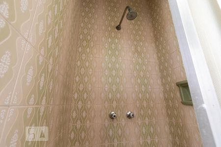 Casa à venda com 900m², 4 quartos e 1 vaga Casa à venda com 900m², 4 quartos e 1 vagaBanheiro 2 - Ducha à Gàs