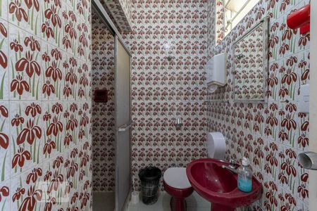 Casa à venda com 900m², 4 quartos e 1 vaga Casa à venda com 900m², 4 quartos e 1 vagaBanheiro da Suíte