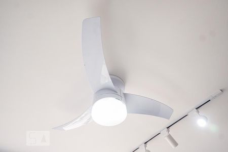 Studio à venda com 20m², 1 quarto e sem vagaVentilador de teto