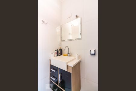 Casa à venda com 160m², 2 quartos e 2 vagasBanheiro