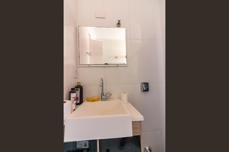 Casa à venda com 160m², 2 quartos e 2 vagasBanheiro