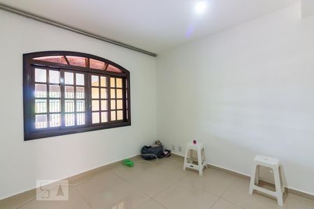 Sala de casa à venda com 2 quartos, 160m² em Cidade das Flores, Osasco