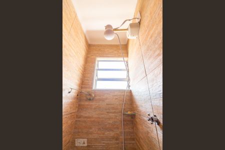 Casa à venda com 160m², 2 quartos e 2 vagasBanheiro