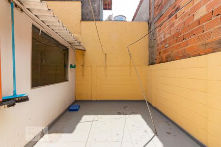 Casa à venda com 160m², 2 quartos e 2 vagasQuintal