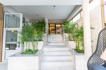 Studio à venda com 30m², 1 quarto e 1 vaga Studio à venda com 30m², 1 quarto e 1 vagaEntrada