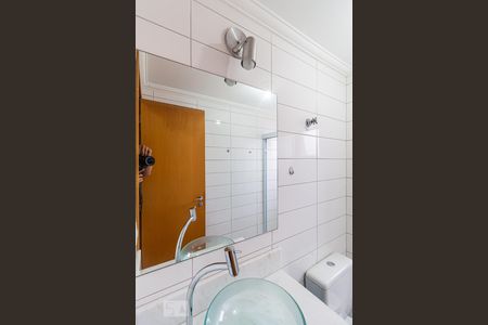 Apartamento para alugar com 50m², 2 quartos e 1 vaga Apartamento para alugar com 50m², 2 quartos e 1 vagaBanheiro - Espelho