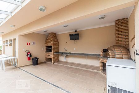 Apartamento para alugar com 50m², 2 quartos e 1 vaga Apartamento para alugar com 50m², 2 quartos e 1 vagaÁrea comum - Churrasqueira