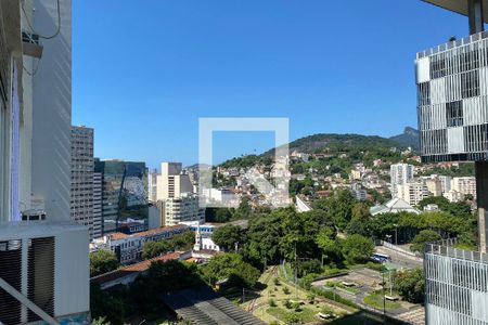 Vista de kitnet/studio para alugar com 1 quarto, 30m² em Centro, Rio de Janeiro