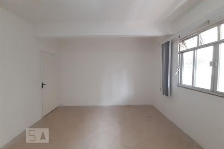 Casa à venda com 477m², 4 quartos e 5 vagas Casa à venda com 477m², 4 quartos e 5 vagasQuarto 2 - Suíte
