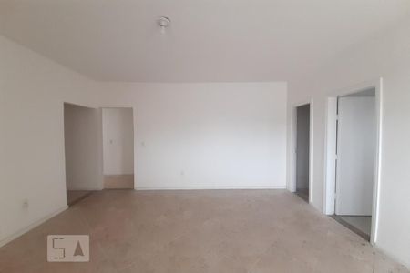 Casa à venda com 477m², 4 quartos e 5 vagas Casa à venda com 477m², 4 quartos e 5 vagasSala 2