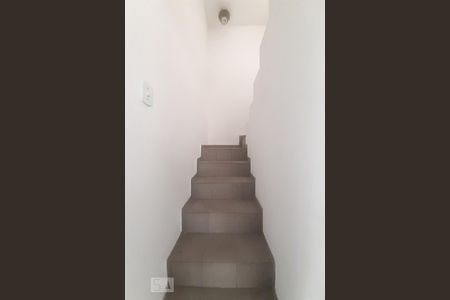 Escada de casa à venda com 4 quartos, 477m² em Cachambi, Rio de Janeiro