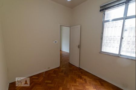 Quarto 1 de apartamento para alugar com 2 quartos, 41m² em Tijuca, Rio de Janeiro