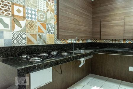 Apartamento para alugar com 60m², 2 quartos e 1 vaga Apartamento para alugar com 60m², 2 quartos e 1 vagaÁrea comum - Salão de festas