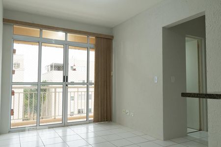 Sala de apartamento para alugar com 2 quartos, 60m² em Vila Omar, Americana