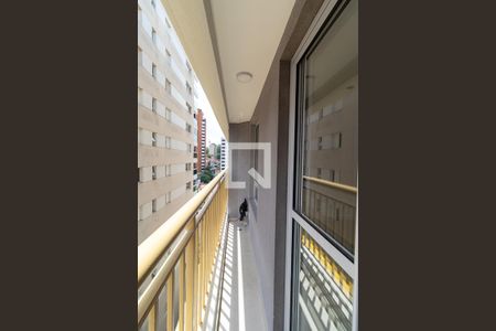 Varanda de kitnet/studio para alugar com 1 quarto, 25m² em Pinheiros, São Paulo