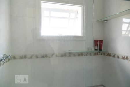 Casa à venda com 538m², 4 quartos e 9 vagasBanheiro Suíte 3