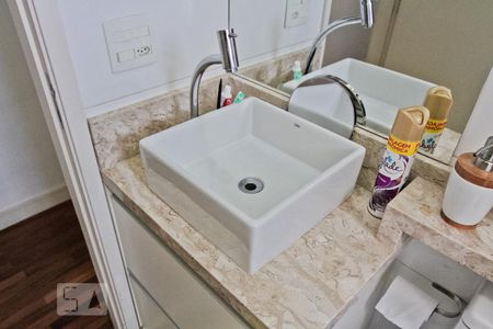 Apartamento para alugar com 56m², 2 quartos e 1 vaga Apartamento para alugar com 56m², 2 quartos e 1 vagaBanheiro