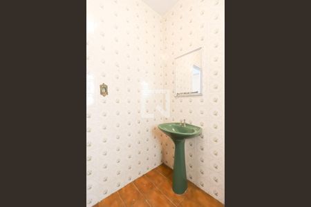 Casa à venda com 100m², 3 quartos e 4 vagas Casa à venda com 100m², 3 quartos e 4 vagasBanheiro