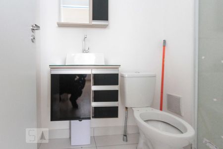 Apartamento à venda com 44m², 2 quartos e sem vaga Apartamento à venda com 44m², 2 quartos e sem vagaBanheiro