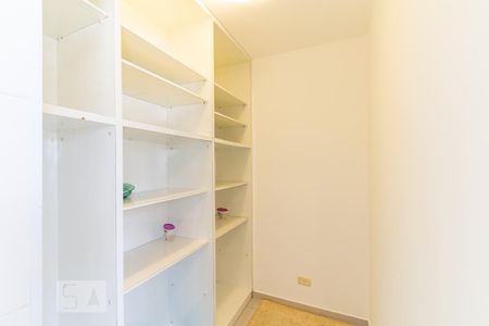 Apartamento para alugar com 140m², 3 quartos e 3 vagas Apartamento para alugar com 140m², 3 quartos e 3 vagasQuarto de Serviço