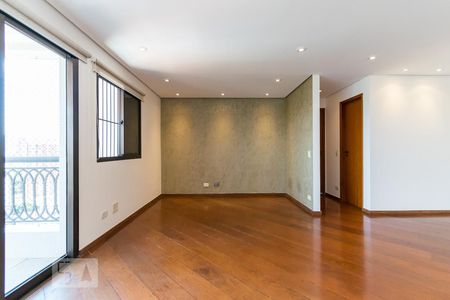 Apartamento para alugar com 140m², 3 quartos e 3 vagas Apartamento para alugar com 140m², 3 quartos e 3 vagasSala