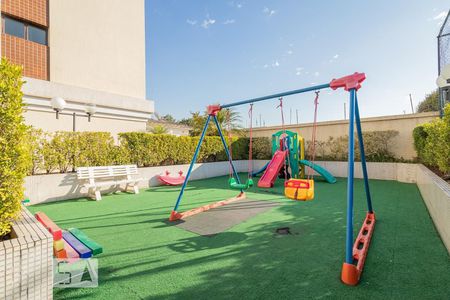 Apartamento para alugar com 140m², 3 quartos e 3 vagas Apartamento para alugar com 140m², 3 quartos e 3 vagasPlayground