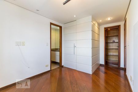 Apartamento para alugar com 140m², 3 quartos e 3 vagas Apartamento para alugar com 140m², 3 quartos e 3 vagasSuíte 2