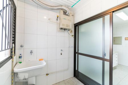 Apartamento para alugar com 140m², 3 quartos e 3 vagas Apartamento para alugar com 140m², 3 quartos e 3 vagasLavanderia