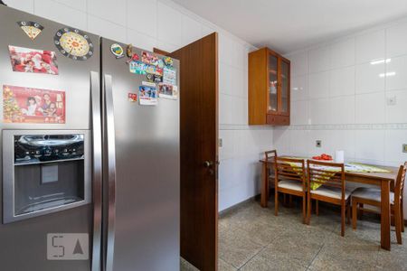 Casa à venda com 354m², 3 quartos e 6 vagas Casa à venda com 354m², 3 quartos e 6 vagasCozinha