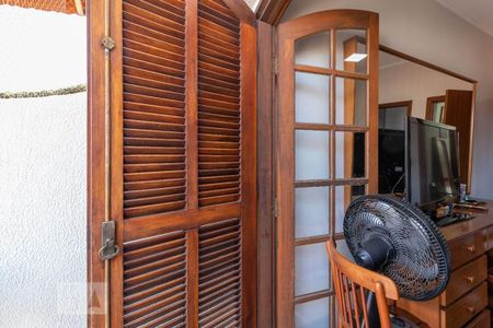 Casa à venda com 354m², 3 quartos e 6 vagas Casa à venda com 354m², 3 quartos e 6 vagasVaranda da Suíte