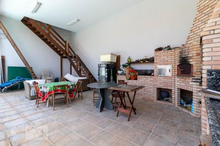 Casa à venda com 354m², 3 quartos e 6 vagas Casa à venda com 354m², 3 quartos e 6 vagasÁrea de Lazer - Área Gourmet