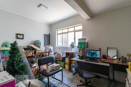 Casa à venda com 354m², 3 quartos e 6 vagas Casa à venda com 354m², 3 quartos e 6 vagasQuarto Extra