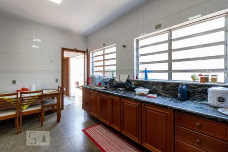 Casa à venda com 354m², 3 quartos e 6 vagas Casa à venda com 354m², 3 quartos e 6 vagasCozinha