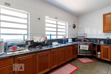 Casa à venda com 354m², 3 quartos e 6 vagas Casa à venda com 354m², 3 quartos e 6 vagasCozinha