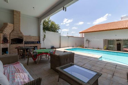 Casa à venda com 354m², 3 quartos e 6 vagas Casa à venda com 354m², 3 quartos e 6 vagasÁrea de Lazer - Área Gourmet