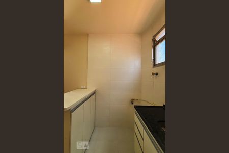 Cozinha de kitnet/studio para alugar com 1 quarto, 20m² em Vila Mariana, São Paulo