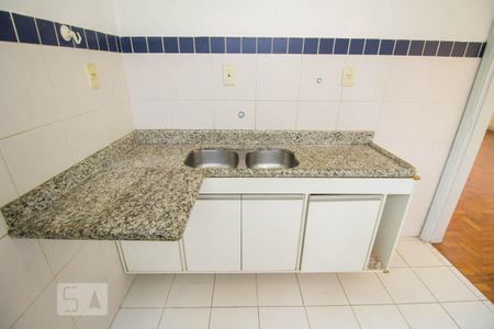 Apartamento à venda com 88m², 2 quartos e sem vagaCozinha 