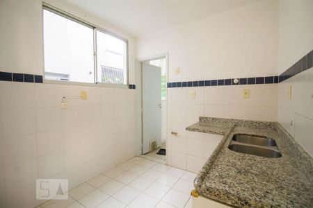 Apartamento à venda com 88m², 2 quartos e sem vagaCozinha 