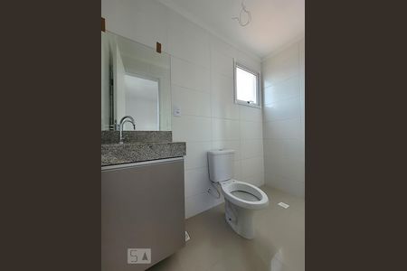Apartamento para alugar com 67m², 2 quartos e 1 vaga Apartamento para alugar com 67m², 2 quartos e 1 vagaBanheiro da Suíte