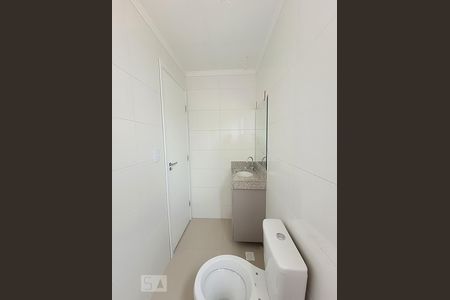 Apartamento para alugar com 67m², 2 quartos e 1 vaga Apartamento para alugar com 67m², 2 quartos e 1 vagaBanheiro da Suíte